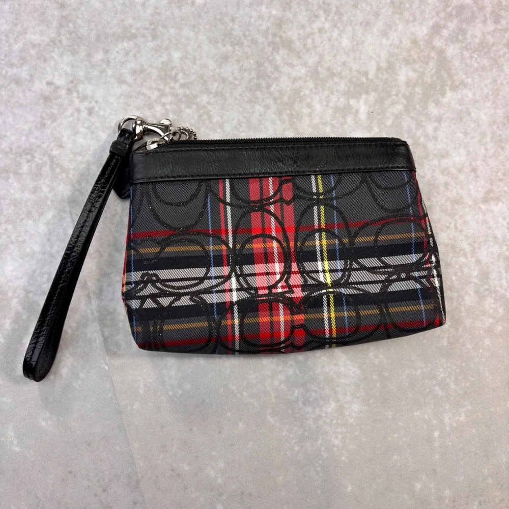 Coach Signature Plaid Wristlet Y2K Black Red Tartan Zip Pouch